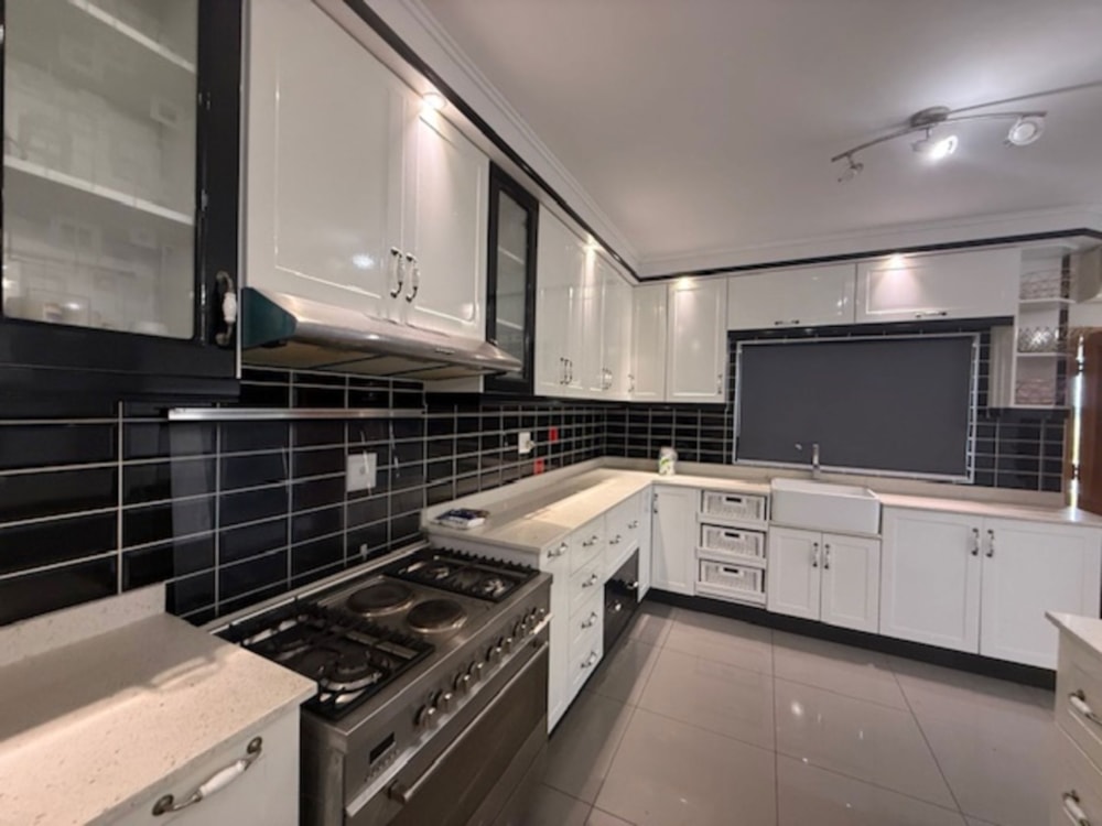 House to rent in Mandlazini - 1RY1722677