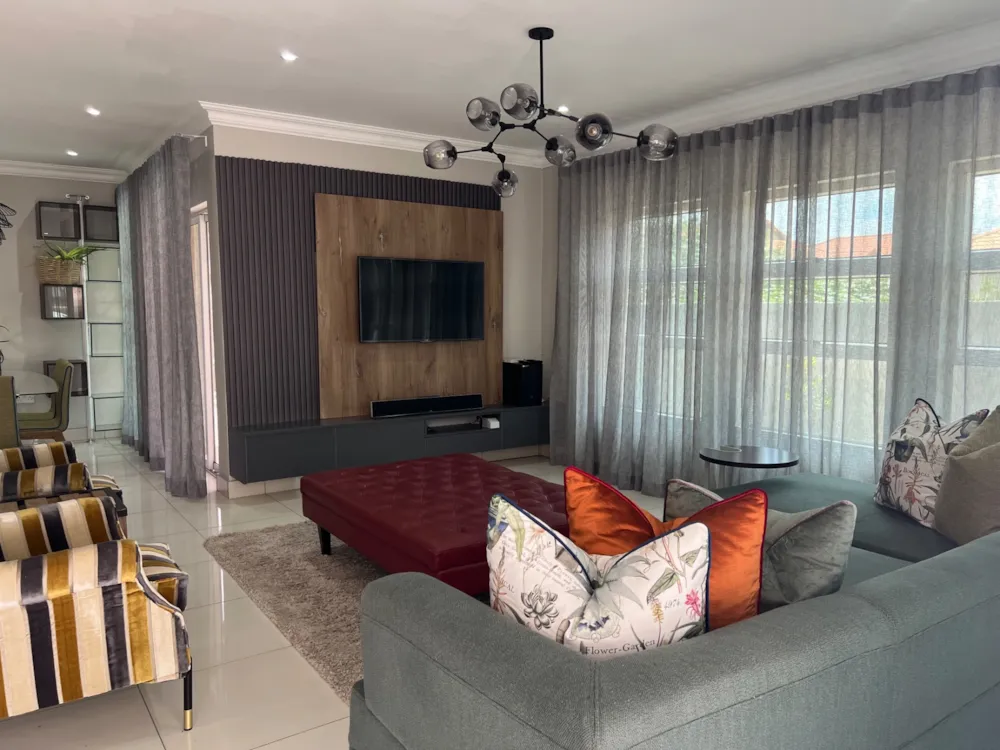 House let in Block 10, Botswana - 3BO1722682