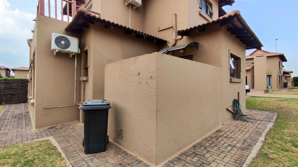 Townhouse for sale in Risiville - 1VT1722746 Townhouse for sale in Risiville - 1VT1722746