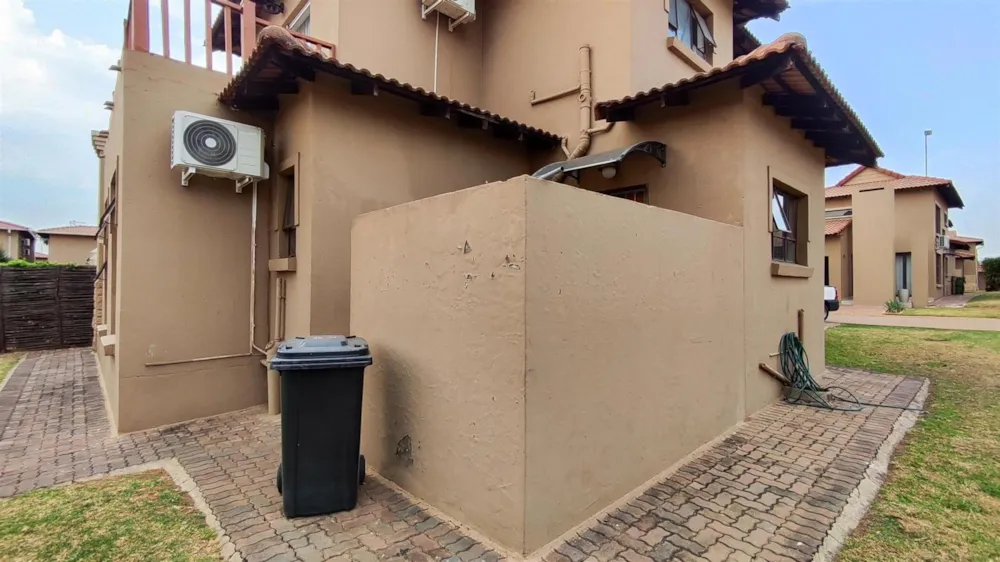 Townhouse for sale in Risiville - 1VT1722746 Townhouse for sale in Risiville - 1VT1722746
