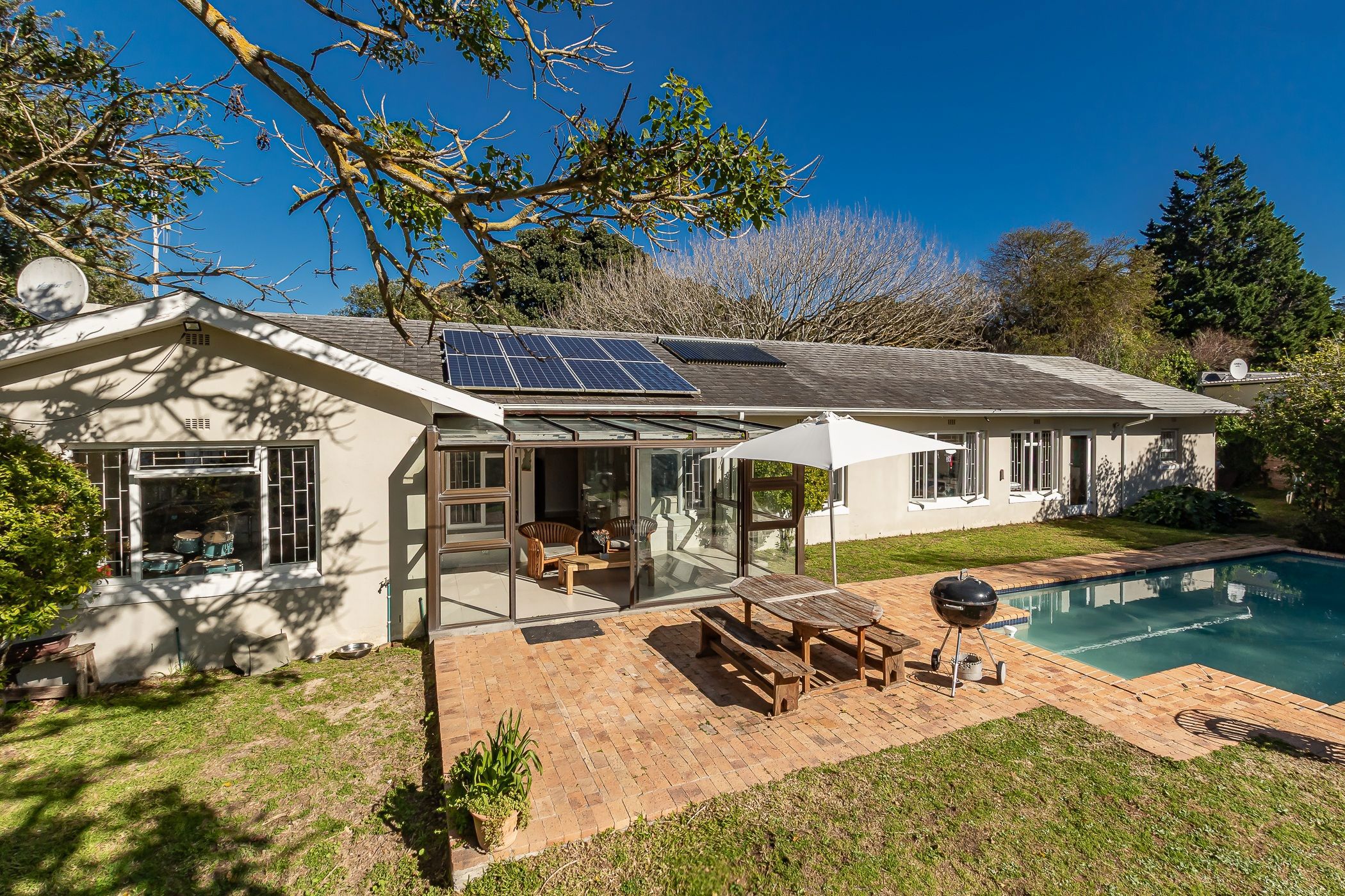 House to rent in Constantia, Cape Town - RBL1722743