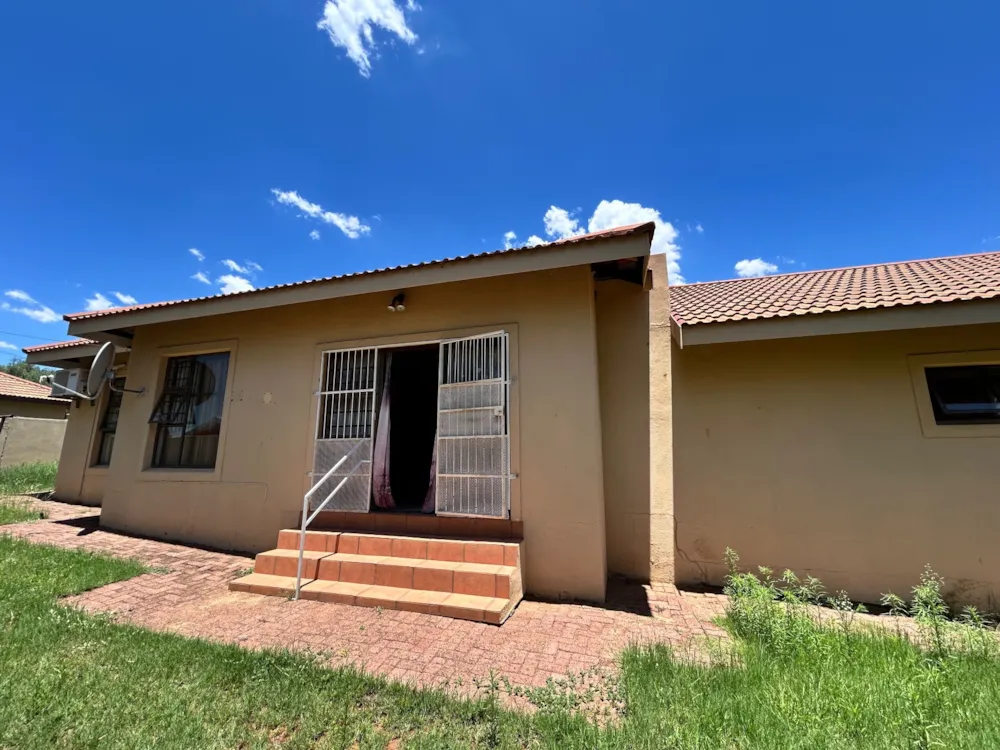 Townhouse sold in Barkly West - 1KJ1722799 Townhouse sold in Barkly West - 1KJ1722799