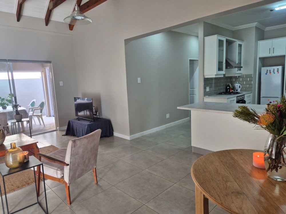 Security estate home to rent in Worcester - TKL1722857 Security estate home to rent in Worcester - TKL1722857