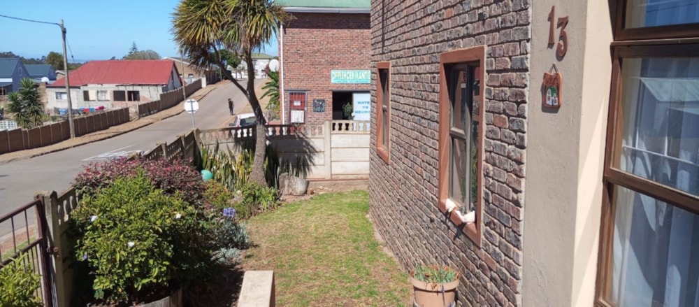 Multi-storey house for sale in Albertinia - 1SR1722865 Multi-storey house for sale in Albertinia - 1SR1722865