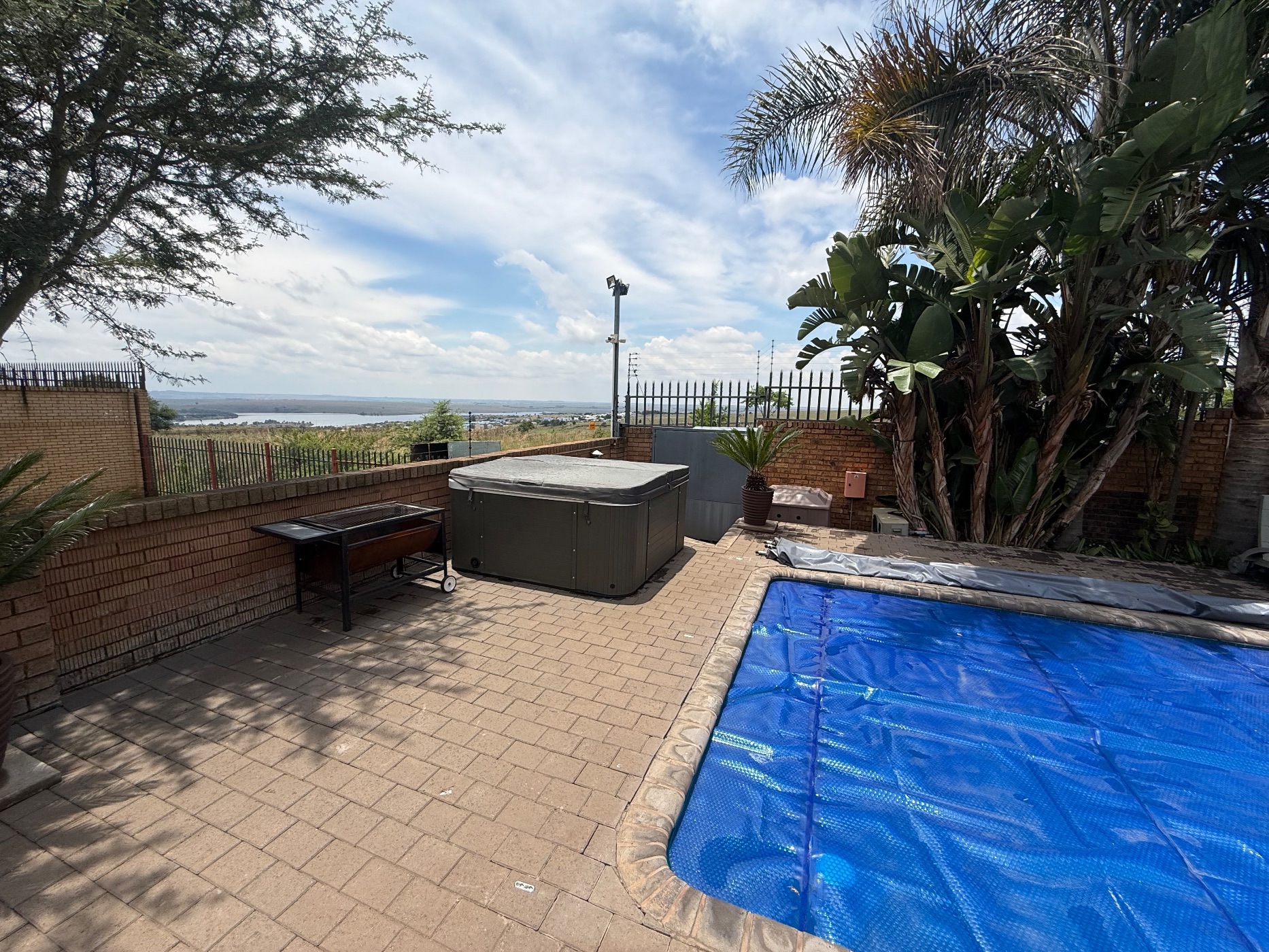 Single-storey house for sale in Reyno Ridge - 1WD1722885