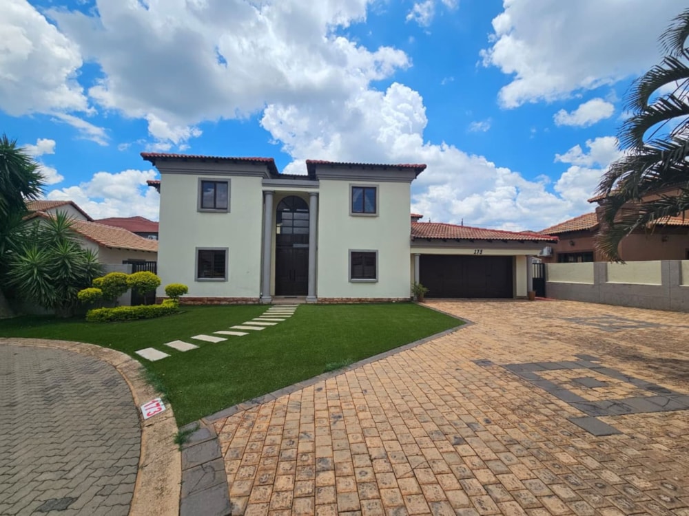 Double-storey house to rent in Montana, Pretoria North - MZL1722978 Double-storey house to rent in Montana, Pretoria North - MZL1722978