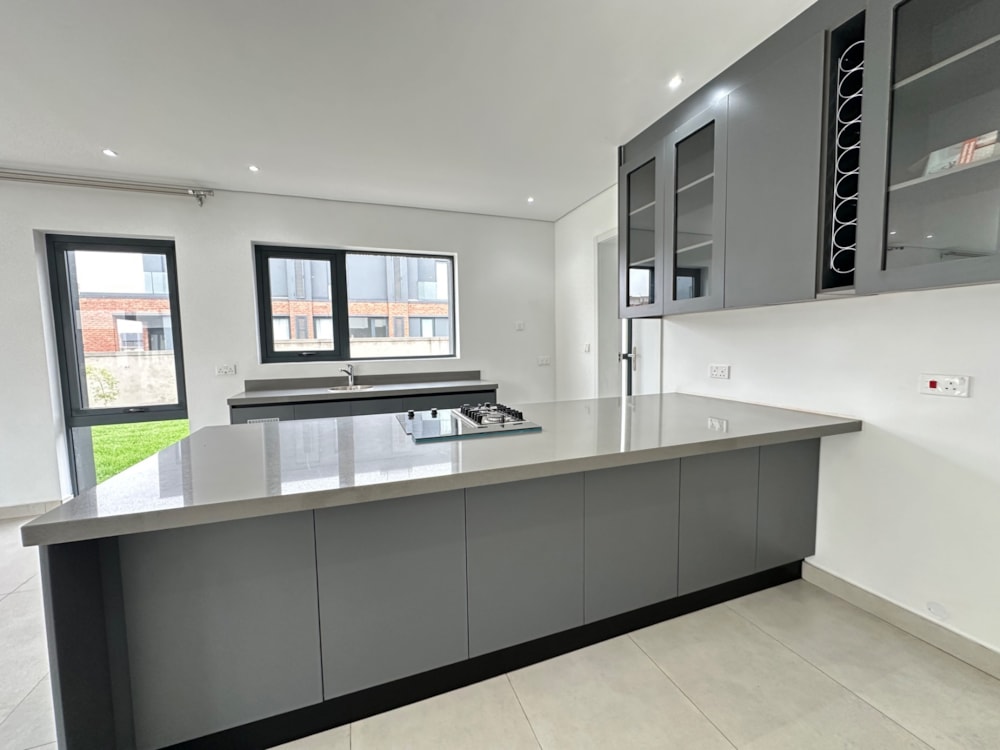 Double-storey apartment to rent in Borrowdale West, Zimbabwe - 3ZB1722883 Double-storey apartment to rent in Borrowdale West, Zimbabwe - 3ZB1722883