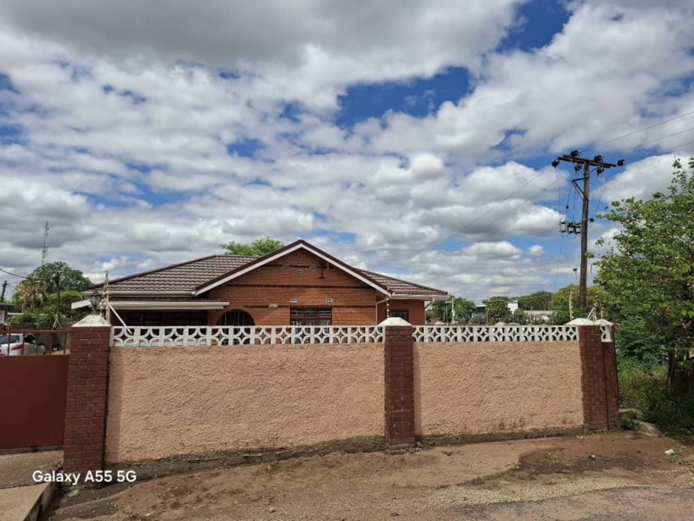 House for sale in Block 3, Botswana - 3BO1723038