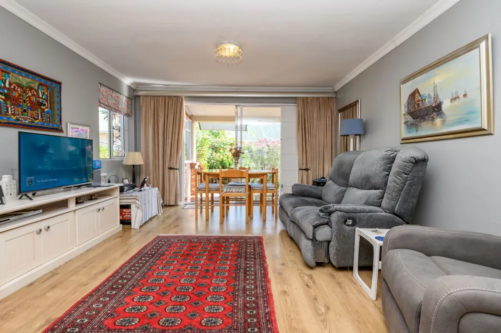Townhouse let in Lorraine - 1PLZ1748513