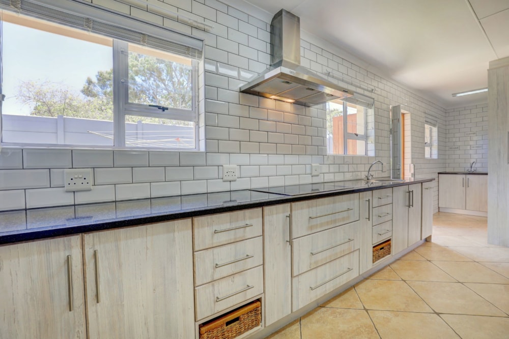 Townhouse for sale in Hartenbos - 1MB1723226