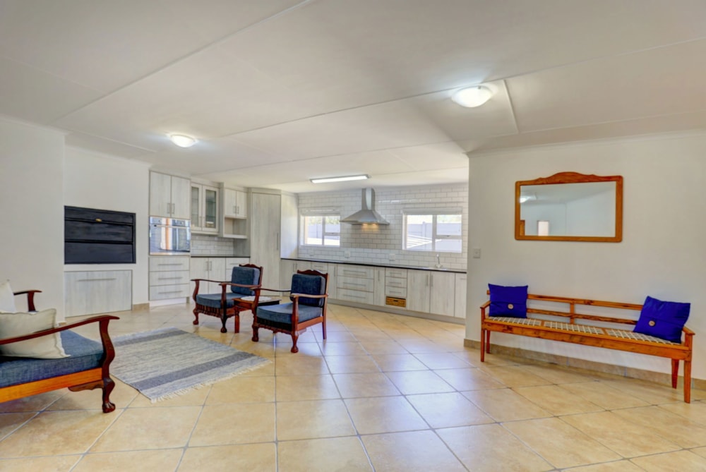 Townhouse for sale in Hartenbos - 1MB1723226