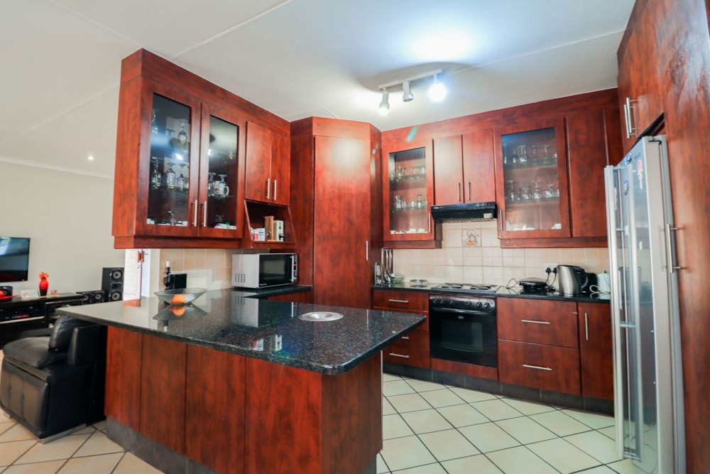 Security estate home to rent in White River Ext 49 - 1WR1723033