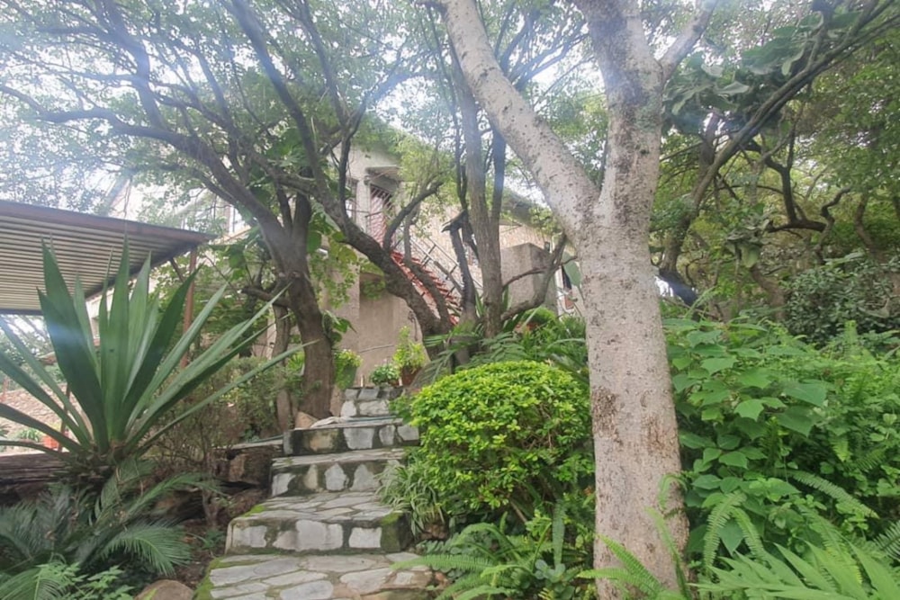 House for sale in Bulawayo, Zimbabwe - 3ZB1723043 House for sale in Bulawayo, Zimbabwe - 3ZB1723043