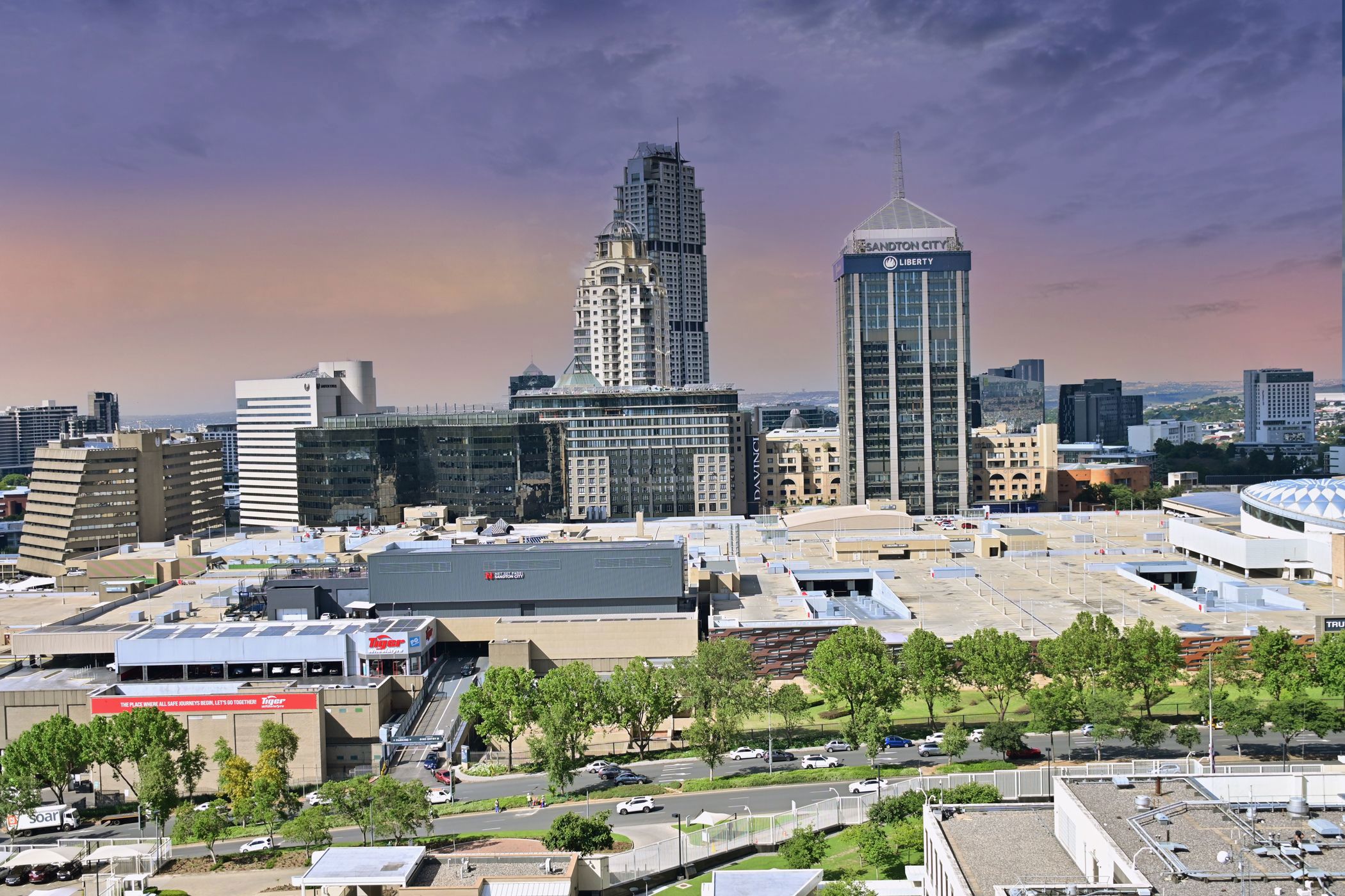 Penthouse apartment for sale in Sandhurst - HP1723174