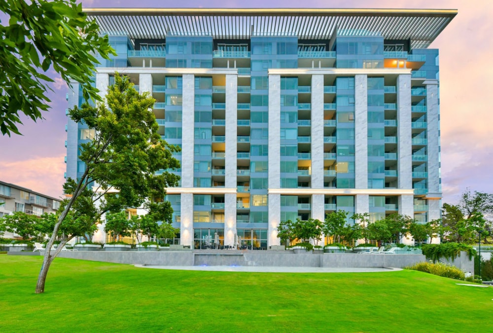 Penthouse apartment for sale in Sandhurst - HP1723174