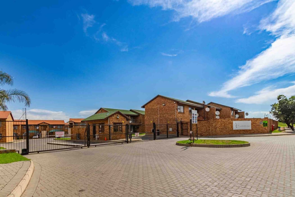 Security complex home for sale in Witfield - BOK1723141 Security complex home for sale in Witfield - BOK1723141