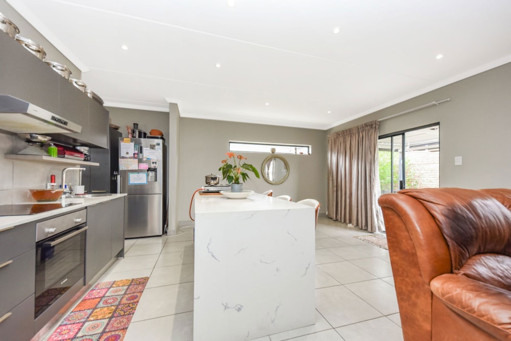 Double-storey house for sale in Lion Pride - FW1723353