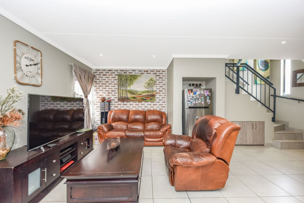 Double-storey house for sale in Lion Pride - FW1723353