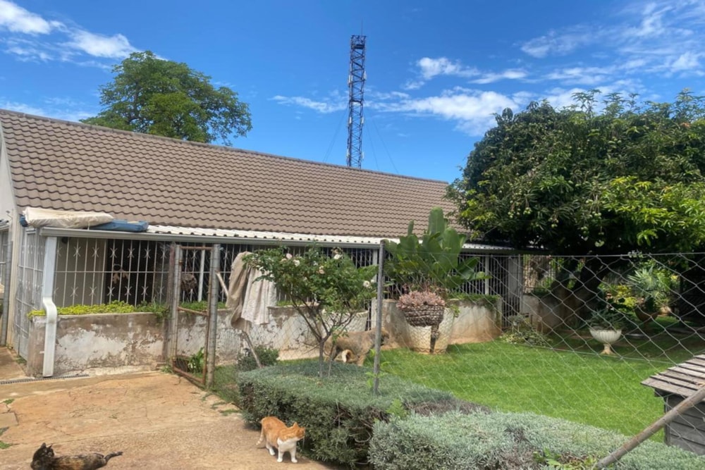 House for sale in Eastlea North, Zimbabwe - 3ZB1723291 House for sale in Eastlea North, Zimbabwe - 3ZB1723291