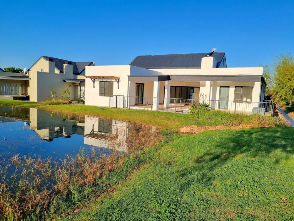 House for sale in Silwerstrand Golf and River Estate - ROB1723229