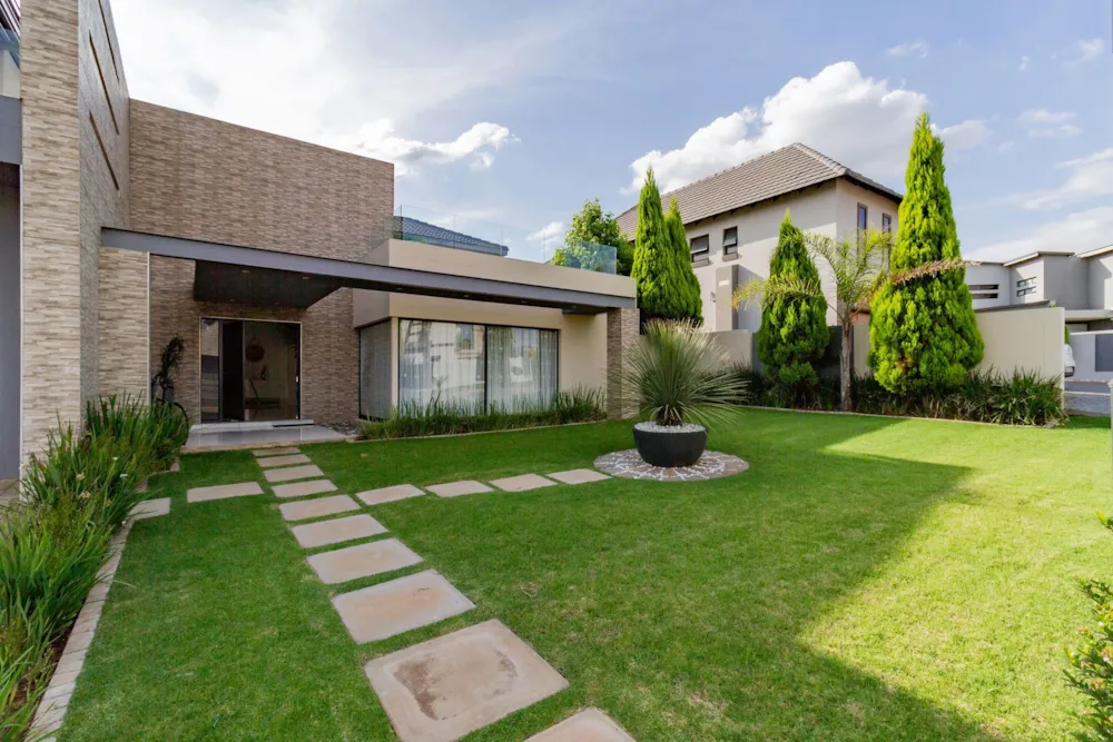 Security estate home for sale in Melodie - 1HR1723777