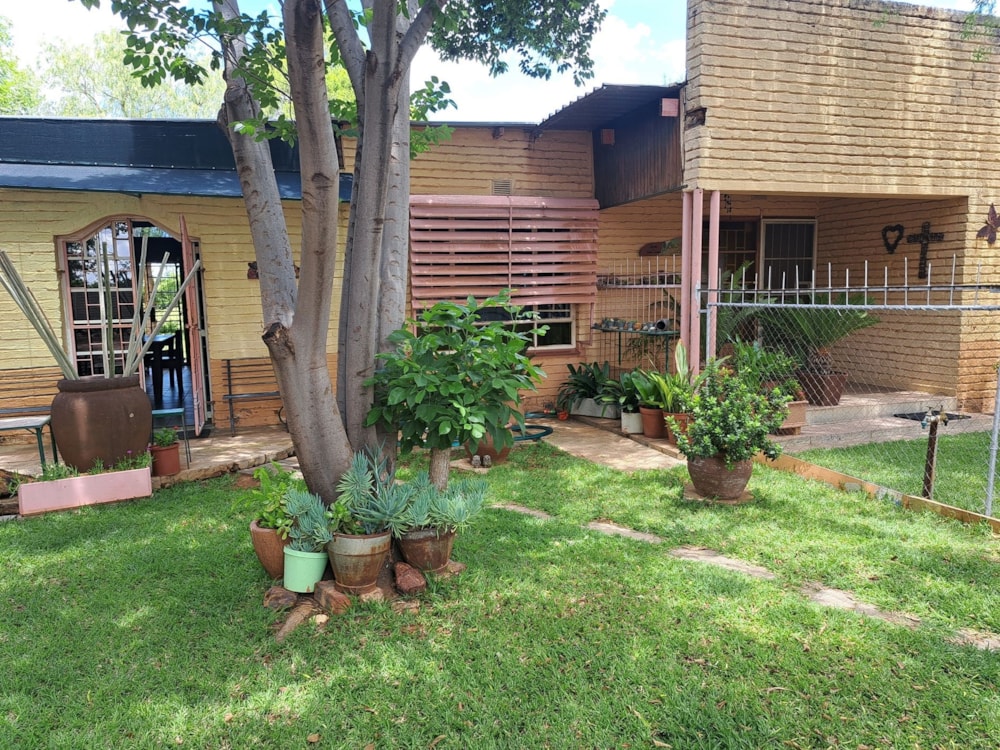 House for sale in Christiana, North West Province - 1KJ1723399 House for sale in Christiana, North West Province - 1KJ1723399