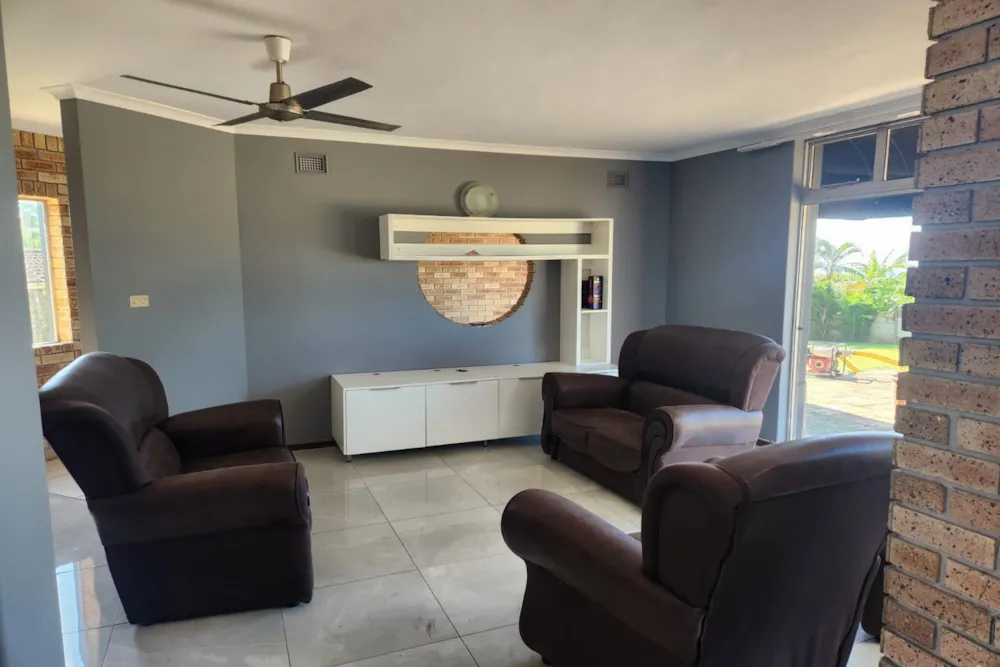 House let in Illovo Glen - 1WB1723308 House let in Illovo Glen - 1WB1723308