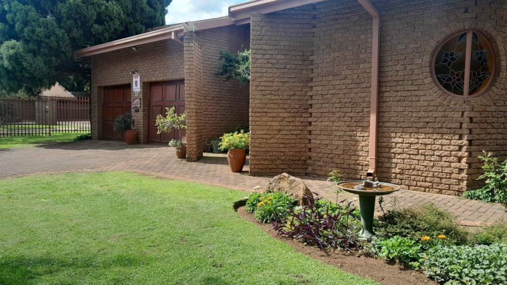 House for sale in Vanderbijlpark SE 3 - 1VT1723505 House for sale in Vanderbijlpark SE 3 - 1VT1723505