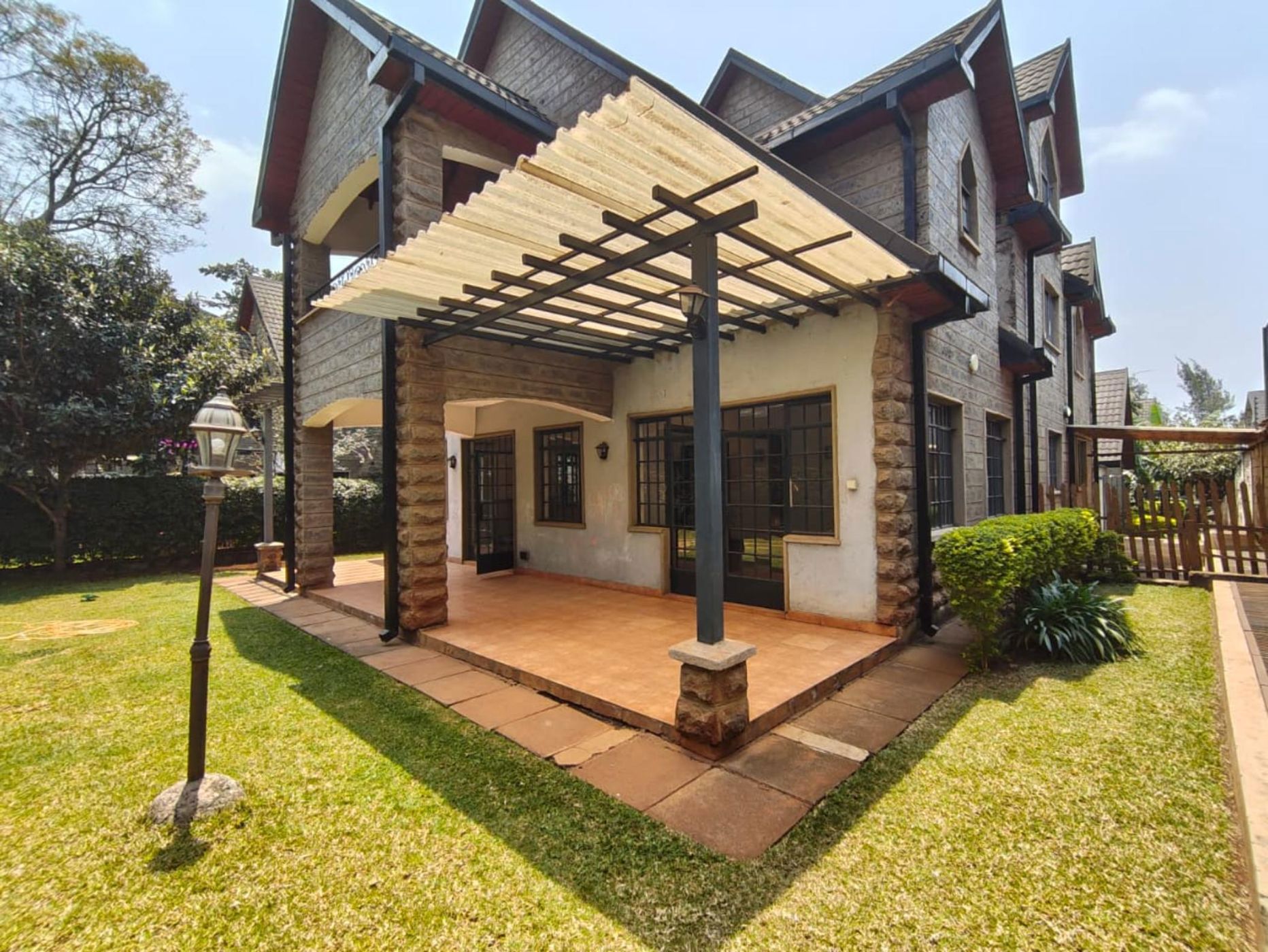 Townhouse to rent in Lavington, Kenya - 3KE1723421