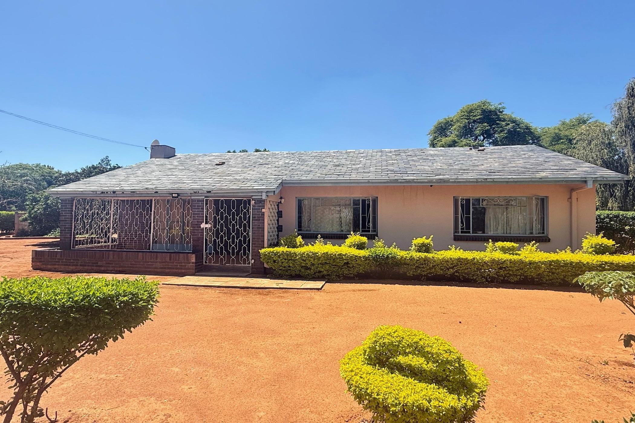 House for sale in Matsheumhlope, Bulawayo, Zimbabwe - 3ZB1723409