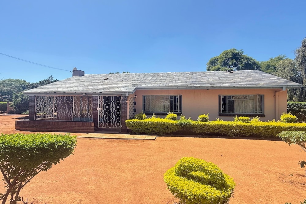House for sale in Matsheumhlope, Bulawayo, Zimbabwe - 3ZB1723409 House for sale in Matsheumhlope, Bulawayo, Zimbabwe - 3ZB1723409