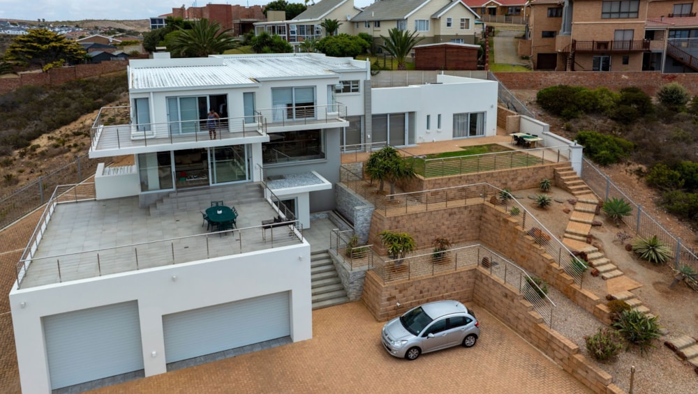 Double-storey house for sale in Hartenbos Heuwels - 1MB1723462 Double-storey house for sale in Hartenbos Heuwels - 1MB1723462