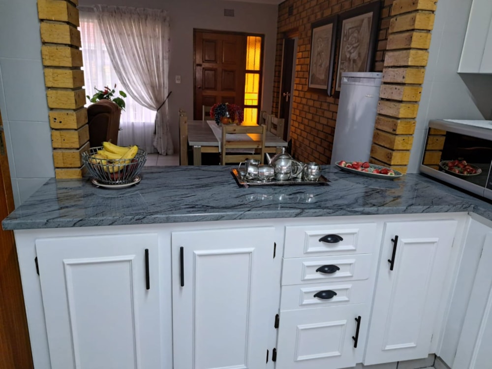 Townhouse for sale in Strubenvale - 1SP1723481 Townhouse for sale in Strubenvale - 1SP1723481