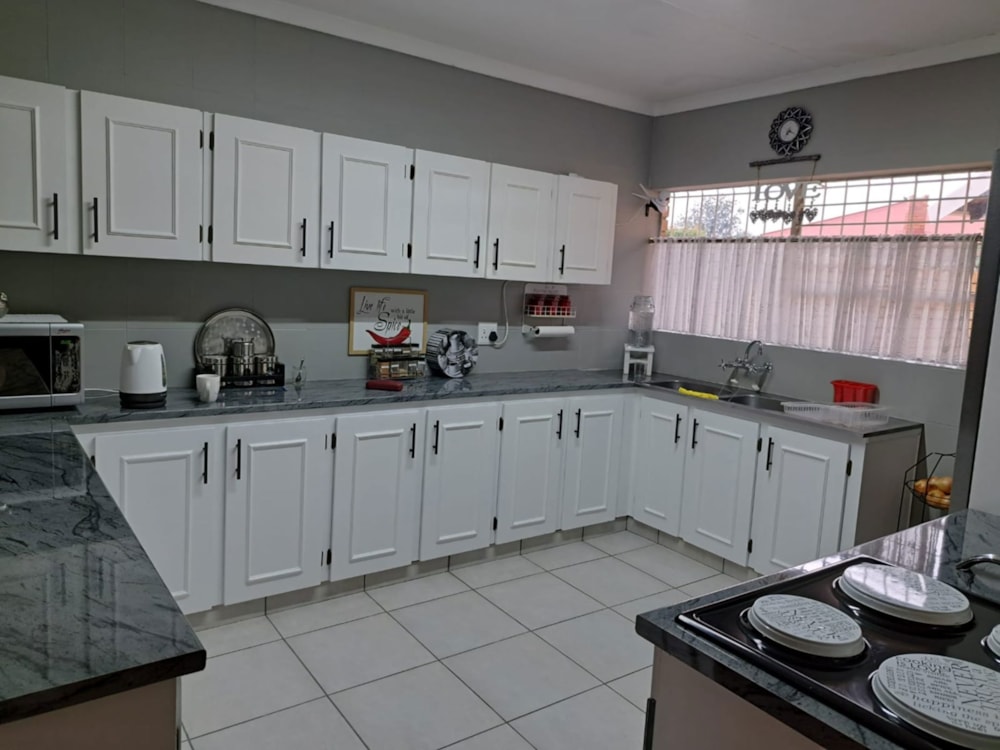 Townhouse for sale in Strubenvale - 1SP1723481 Townhouse for sale in Strubenvale - 1SP1723481