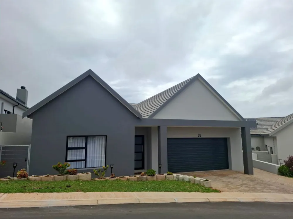 House let in Outeniquasbosch Wildlife Village - 1MB1723759 House let in Outeniquasbosch Wildlife Village - 1MB1723759