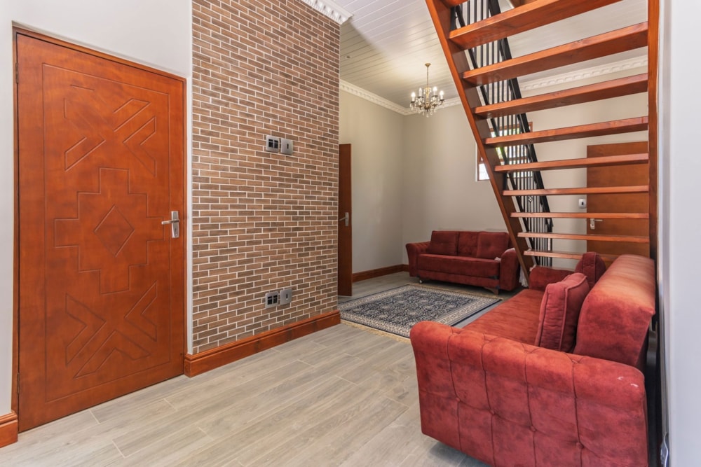 House to rent in Claremont, Cape Town - RBL1723538 House to rent in Claremont, Cape Town - RBL1723538