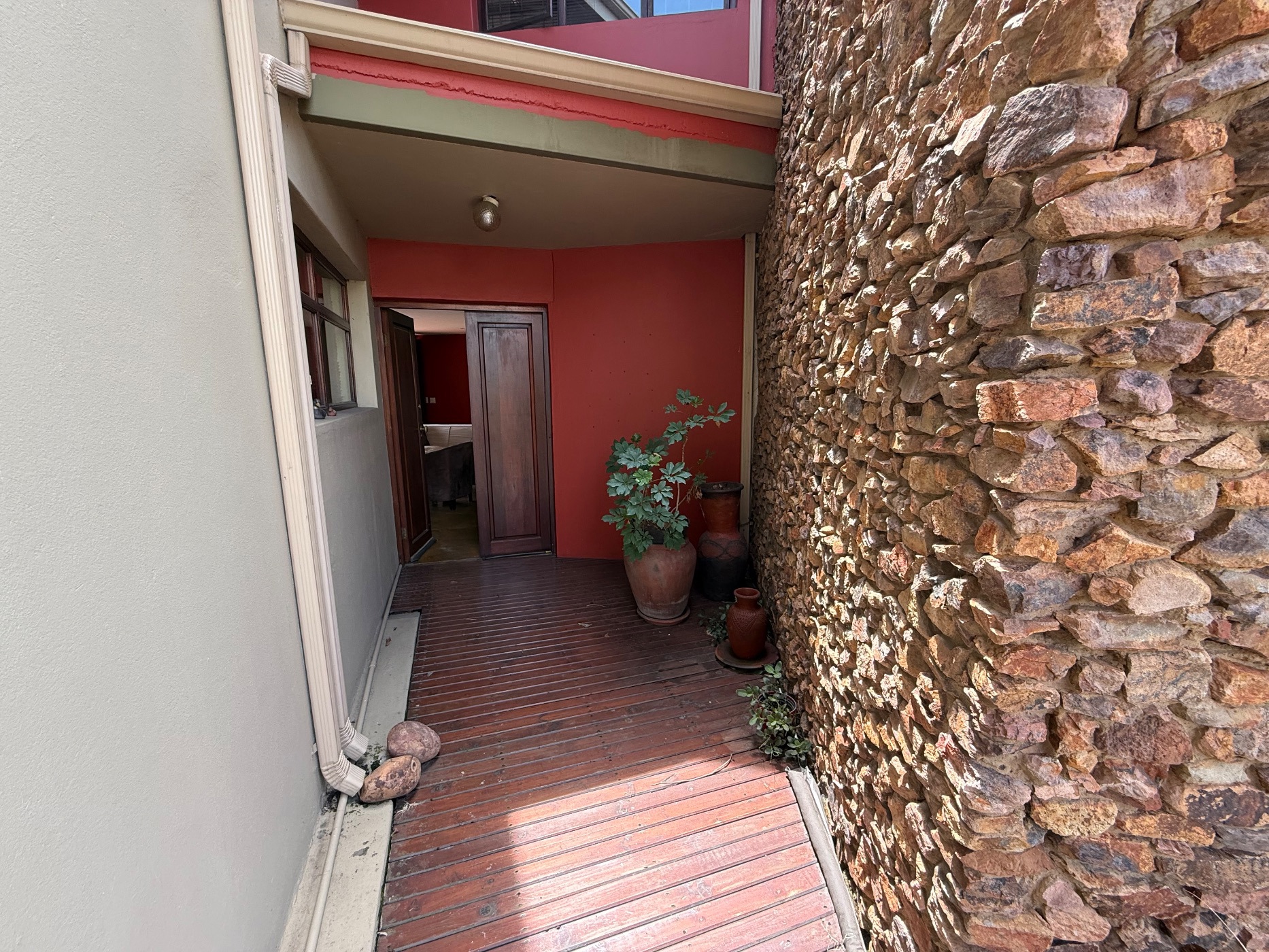 Golf estate house to rent in Bankenveld  - 1WD1723575