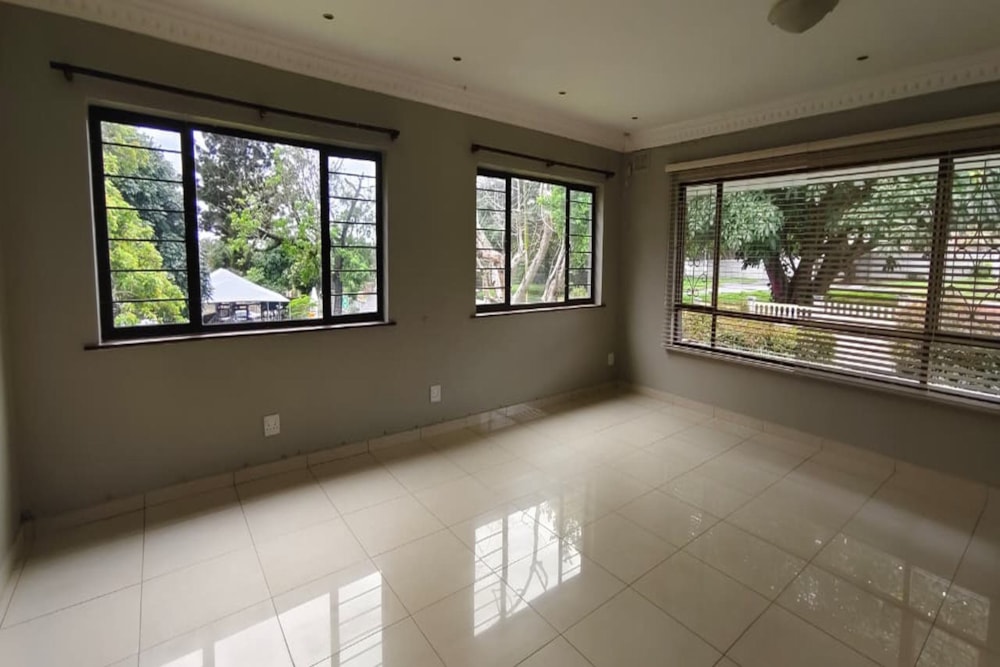 House to rent in Athlone Park - 1WB1720767 House to rent in Athlone Park - 1WB1720767