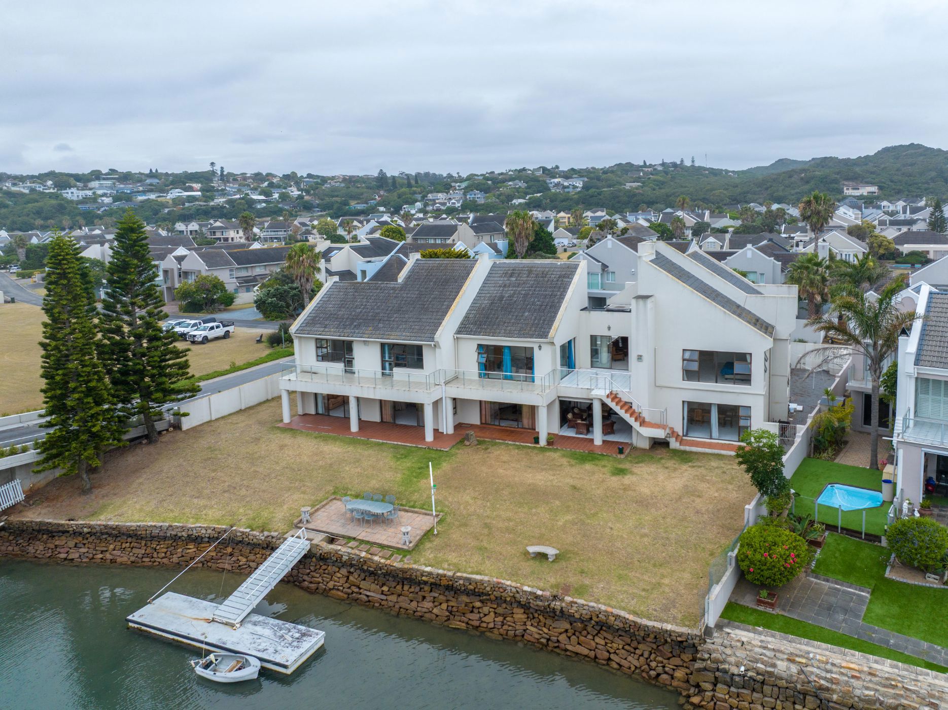 Double-storey house for sale in Royal Alfred Marina - 1PF1723061