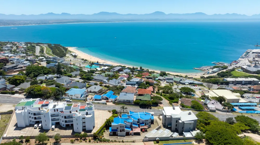 Townhouse sold in Mossel Bay Central - 1MB1718572 Townhouse sold in Mossel Bay Central - 1MB1718572