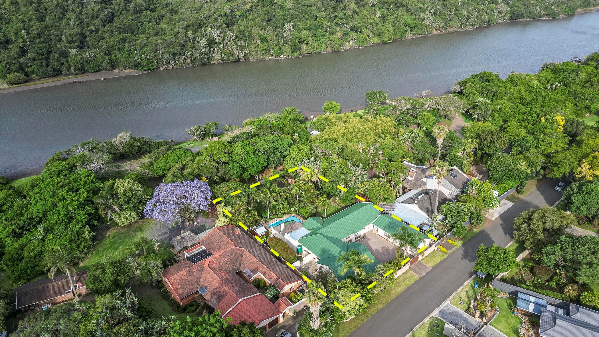 House for sale in Gonubie - 1EZ1721528