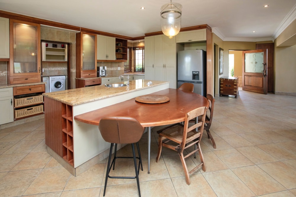 Smallholding for sale in Himeville - 1UB1720888 Smallholding for sale in Himeville - 1UB1720888