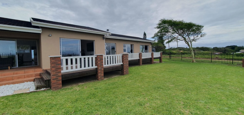 Single-storey house for sale in Port Edward - 1PD1721989 Single-storey house for sale in Port Edward - 1PD1721989