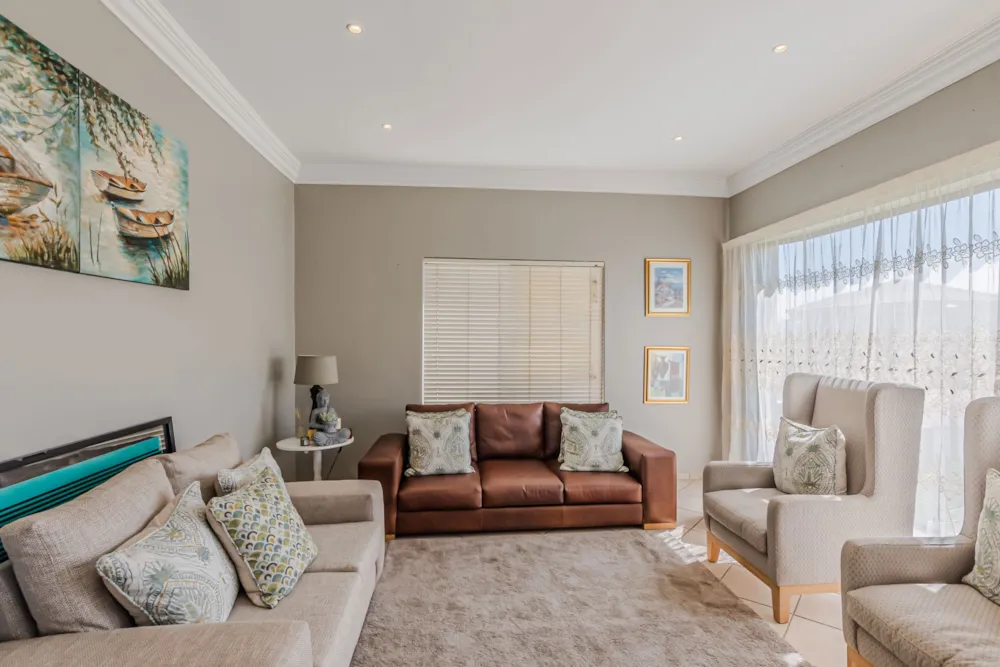 House let in Blue Valley Golf Estate - CNL1752280 House let in Blue Valley Golf Estate - CNL1752280