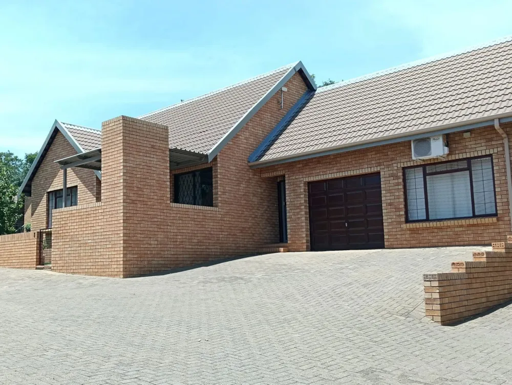 Townhouse let in Langenhovenpark - 1BX1722413 Townhouse let in Langenhovenpark - 1BX1722413
