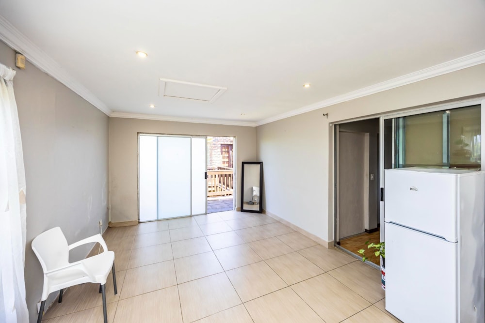 Double-storey house for sale in Gonubie - 1EZ1721578