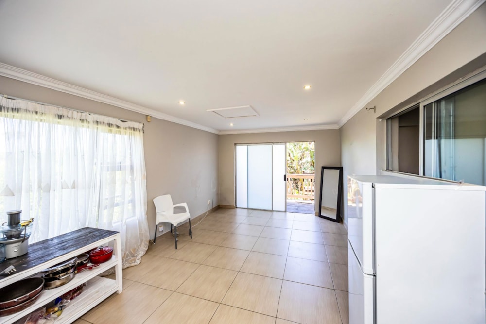 Double-storey house for sale in Gonubie - 1EZ1721578