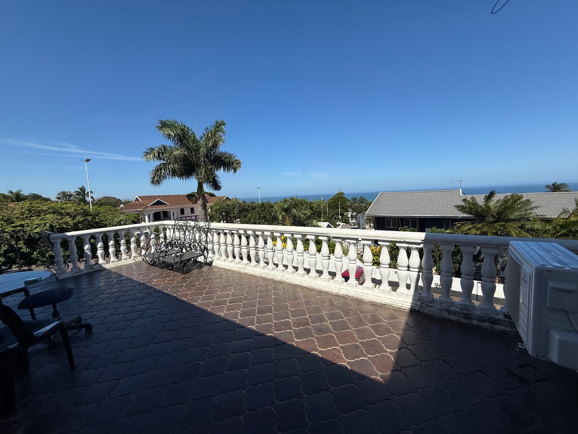 Commercial office to rent in Durban North - 1ND1723348