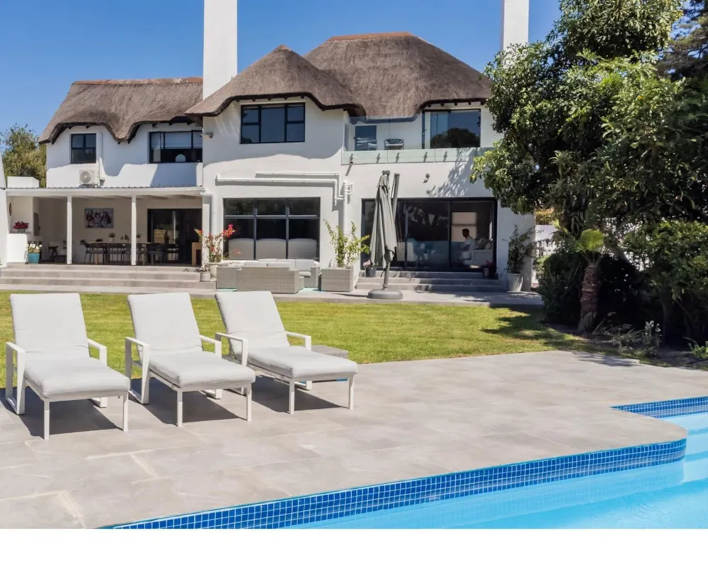 House sold in Constantia, Cape Town - KW1721365 House sold in Constantia, Cape Town - KW1721365