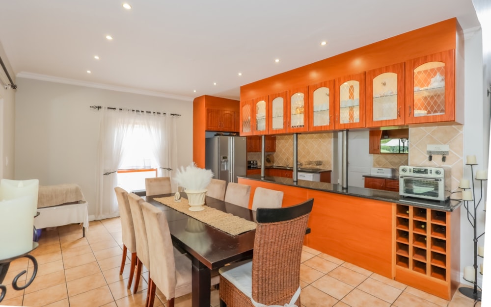 Security estate home for sale in Westlake, Hartbeespoort - 1HR1723747 Security estate home for sale in Westlake, Hartbeespoort - 1HR1723747